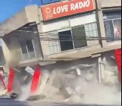 At least 32 dead after major earthquake strikes southern Philippines