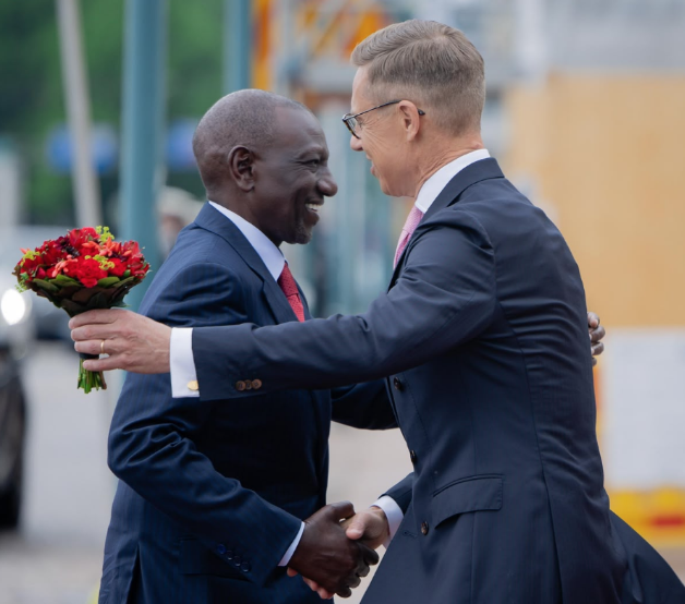 [PHOTOS] Ruto received in Helsinki by Finnish President