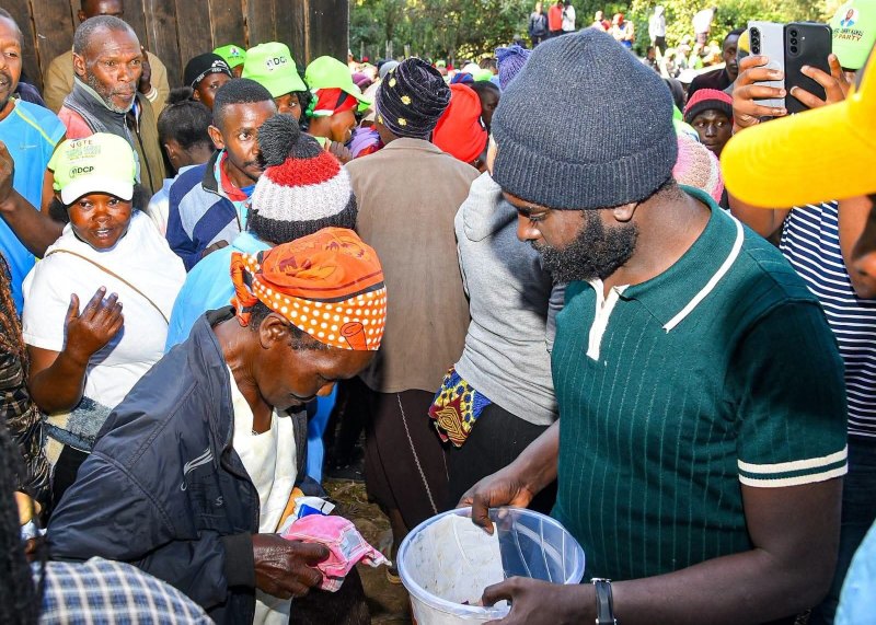Methu leads Sh10 fundraiser to buy suit for DCP candidate