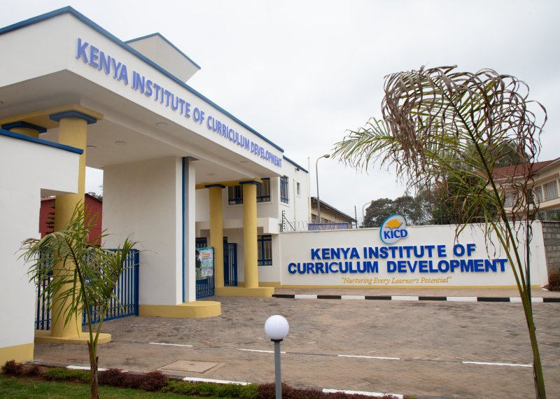 Schools told to report rogue curriculum vendors