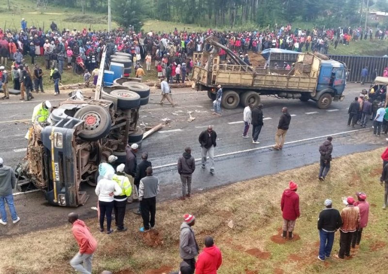 5 killed in horror crash on Eldoret-Nakuru Highway
