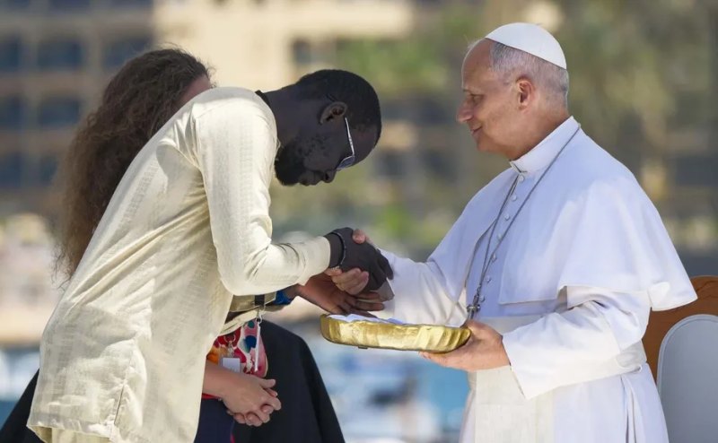 Pope Leo visits Canary Islands to highlight perilous journeys of migrants