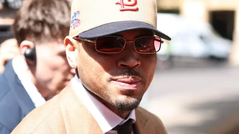 Chris Brown pleads guilty to affray over nightclub attack