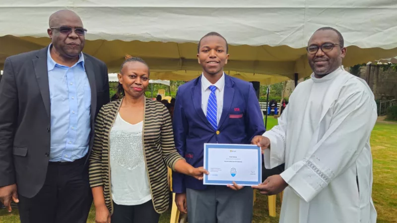 Over 500 Pioneer School students complete AI training