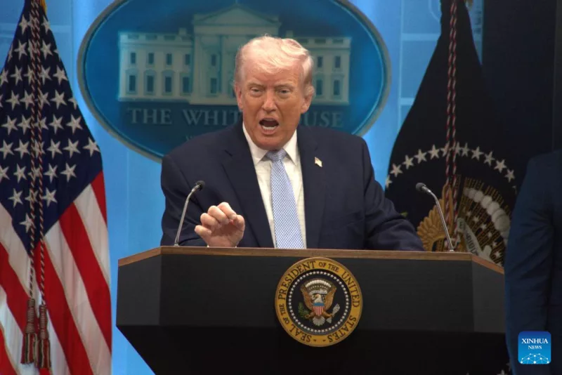 Trump: US to reinstate Hormuz blockade, impose 20% charge on cargo