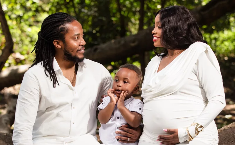 Mummie Francie Announces Second Pregnancy