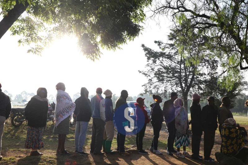[PHOTOS] Early queues form as Ol Kalou votes for new MP