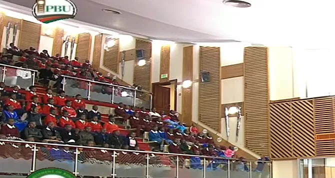 Use Parliament visits as learning laboratories, students told