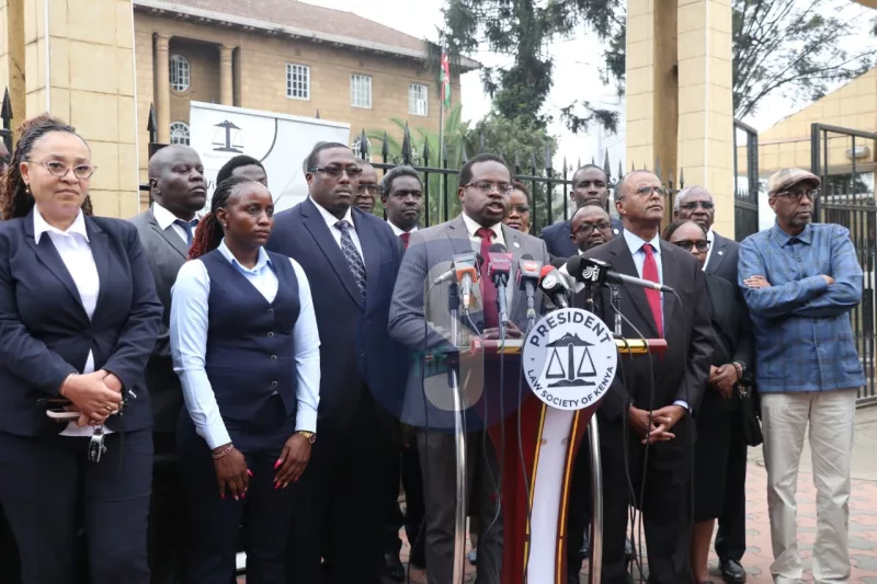 LSK boycotts court hearings, spares urgent cases