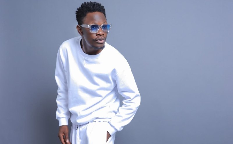 2mbili: How Influencers Deceive Followers for Money