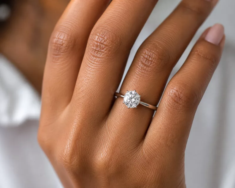 De Beers halts work at flagship South African mine