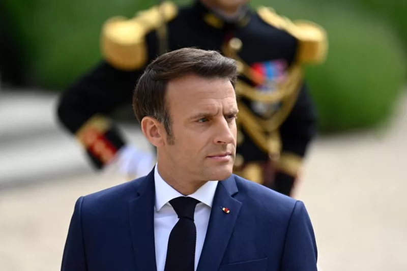 Macron calls crisis meeting as wildfires threaten Bordeaux and heatwave looms