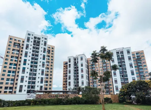 Homebuyers trading square footage for green spaces.