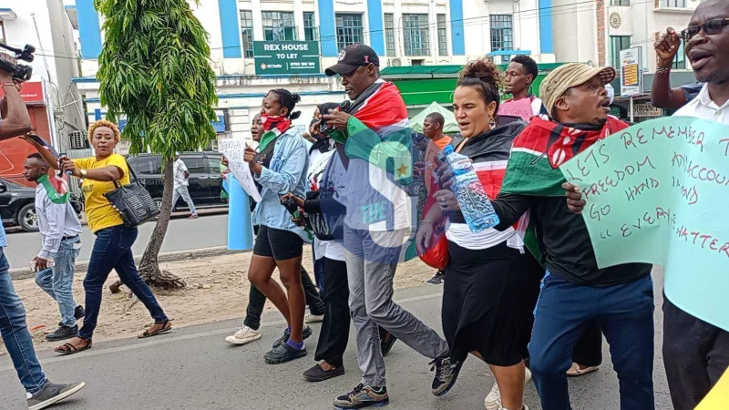 [PHOTOS] Protesters turn up for Saba Saba demo in Mombasa