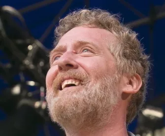 Oscar-winning songwriter Glen Hansard killed in crash