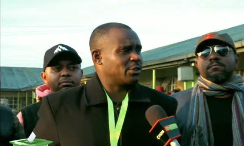 Malala asks Ol Kalou voters to guard votes, flags unmarked vehicles