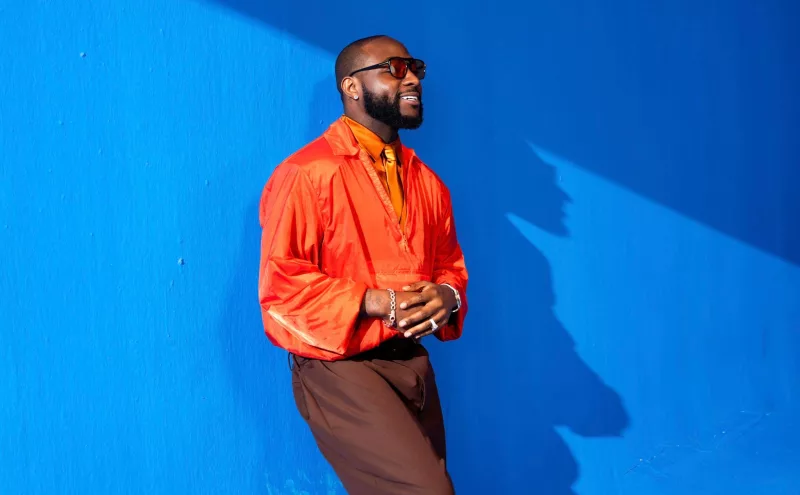 Davido's Warning to Fans Comparing Him to Netflix’s Jonasi