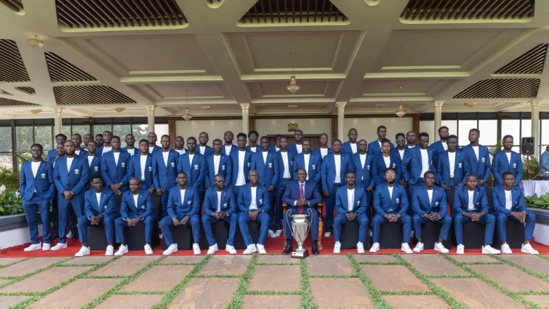 [PHOTOS] Ruto hosts Migori Youth FC at State House