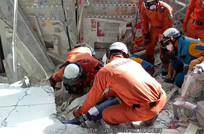 Japan earthquake death toll rises to 34 as evacuees battle sweltering heat