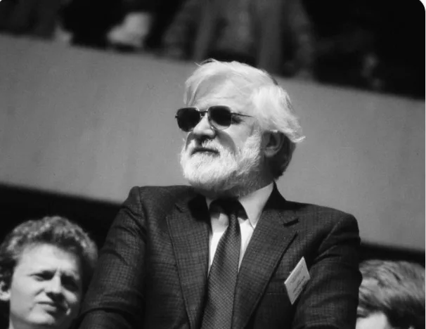 Former Chelsea and Leeds owner Bates dies aged 94