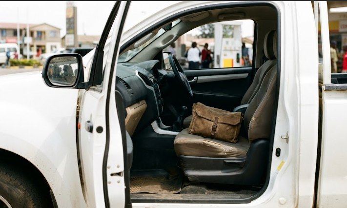 Mystery of Sh470k theft from pickup in Kayole