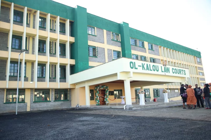 Court asked to bar serving CS from partisan campaigns