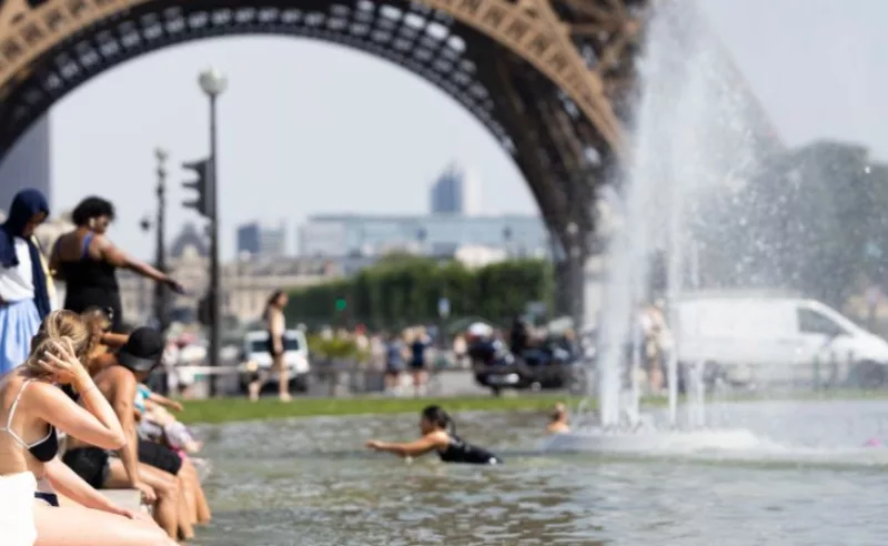 France records 2,025 excess deaths at peak of heatwave