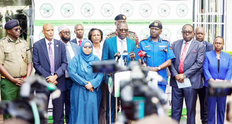 Independent institutions new political battlefield