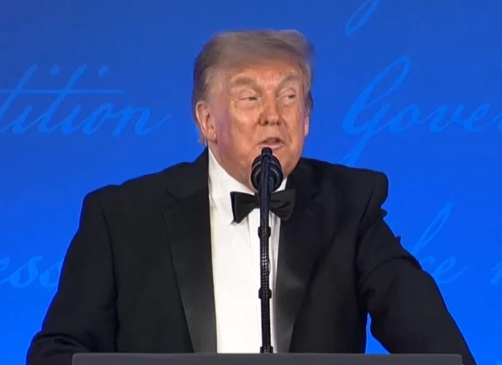 Trump pokes fun at press during White House Correspondents' Dinner