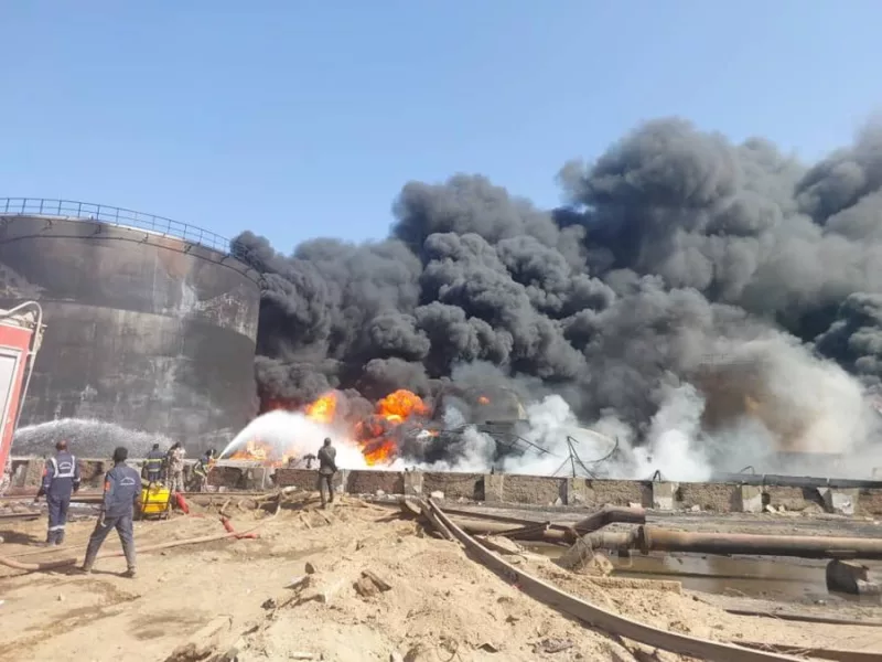 Sudan Conflict Spreads as Army Strikes RSF Convoy Inside Chad