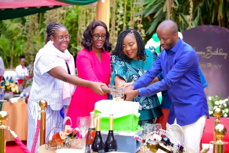 [PHOTOS] Mama Ida celebrates 76th birthday with family