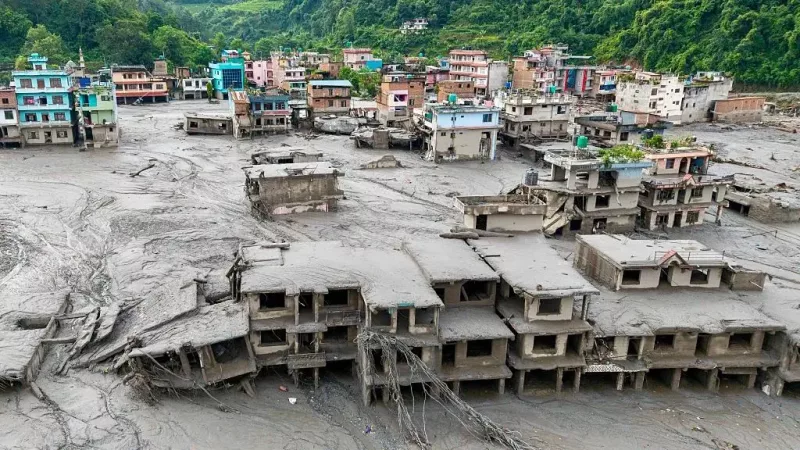 More than 300 killed in Nepal floods