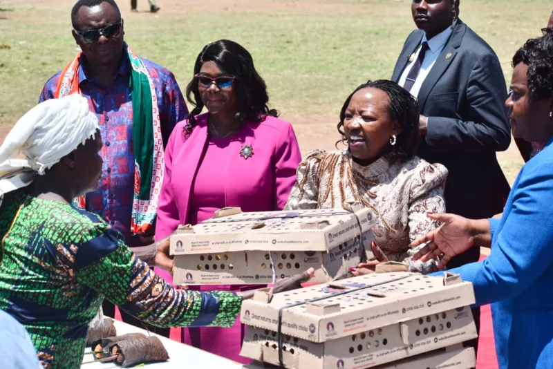 First Lady Rachel Ruto with Homa Bay Governor Gladys Wanga during handover of chicks to women groups at Oriwo Boys High School in Karachuonyo constituency/ROBERT OMOLLO