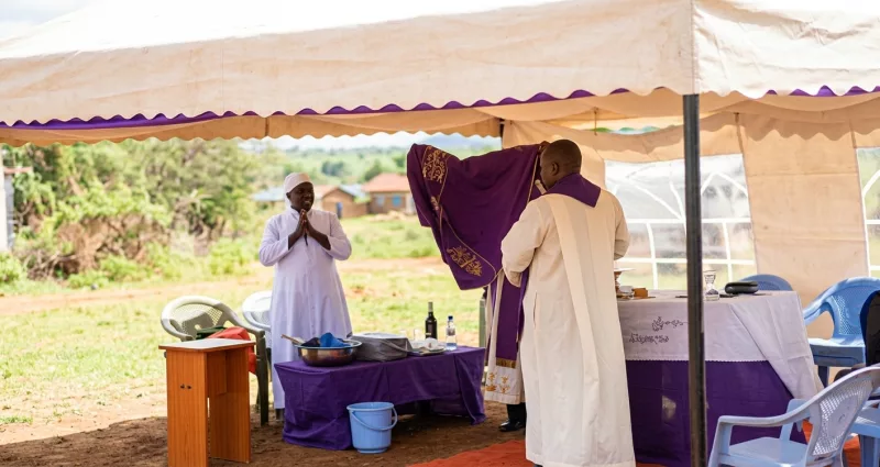 Drama as clergy leave funeral after row over speeches