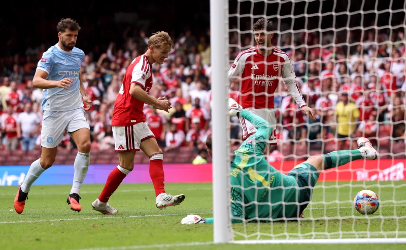 Arsenal Send Early Premier League Warning With Community Shield Rout