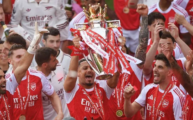 Arsenal favorite to retain title as Premier League gets underway