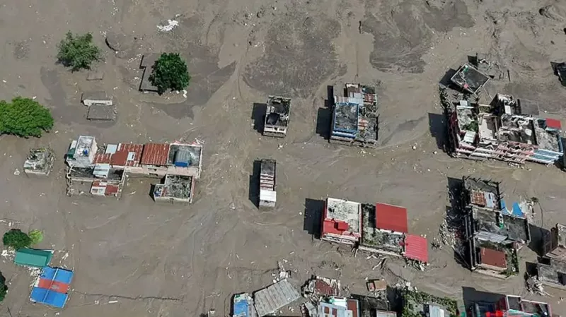 Hundreds missing after deadly flash flood on Nepal-Tibet border