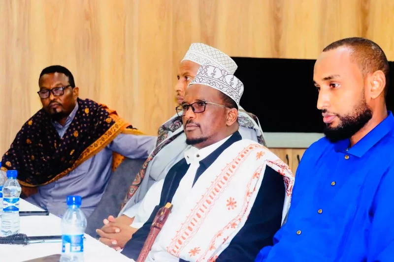 Religious and traditional leaders attend events hosted by Dr Abdullahi Ali Jubaland presidential candidate.