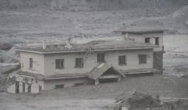 What we know about deadly Nepal-Tibet floods