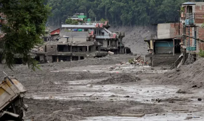 Two teenagers among 33 UK nationals missing in Nepal floods