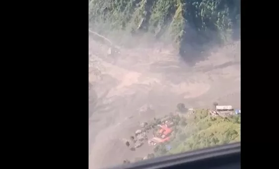 Collapsed glacier likely caused devastating Nepal-Tibet floods