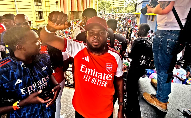 Nicki Bigfish Leads Arsenal Fans in Nairobi CBD Ahead of Man United Rematch