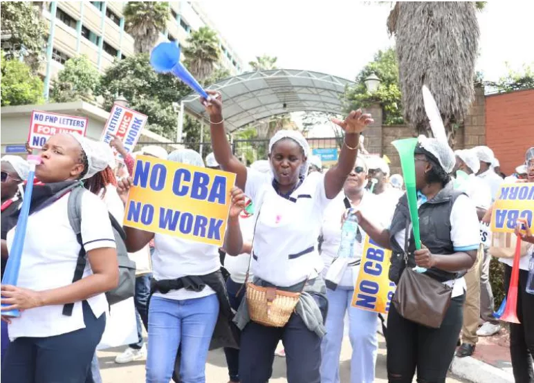 Nurses set conditions for ending their strike