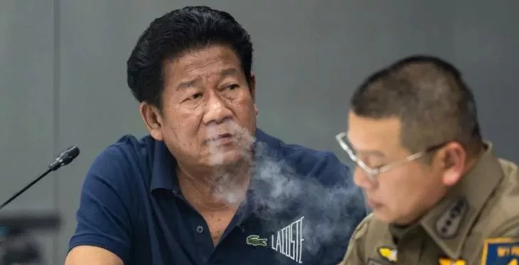 Ex-Thai MP kills official, confesses on YouTube