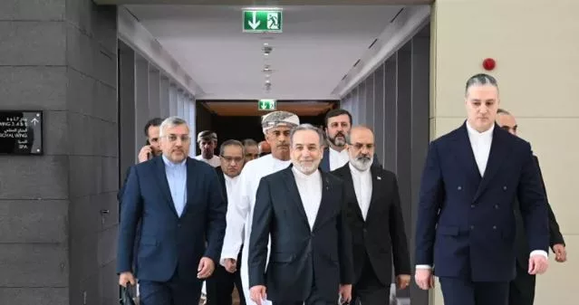 Iran says it is in talks with Oman but not the US