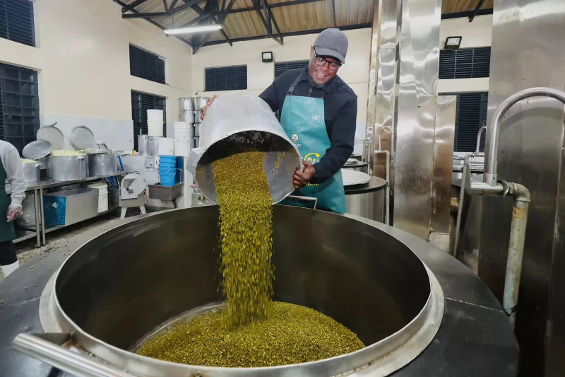 Sakaja’s Dishi na County closes in on 100 million meals for Nairobi pupils