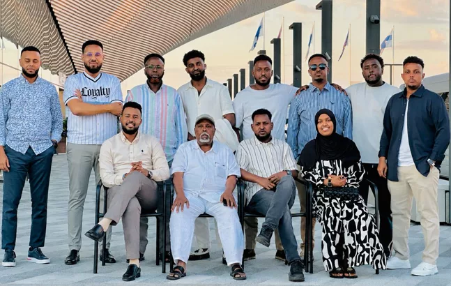 Somali Diaspora Journalists Association (SDJA) Chairperson Mohamed Yusuf Said, popularly known as Bakayle, during a meeting with Somali journalists working and living in Finland/HANDOUT