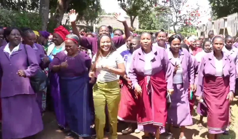 MP Njeri Maina received by community during dormitory handover at Raimu primary school, Kirinyaga/SCREENGRAB