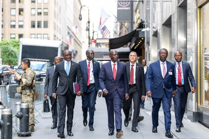 [PHOTOS] Ruto strolls in New York as he heads to UNGA