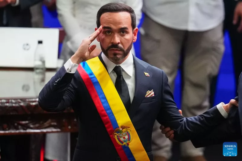 Colombia's new president loosens gun control rules